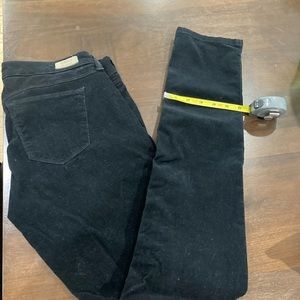 Black skinny pants